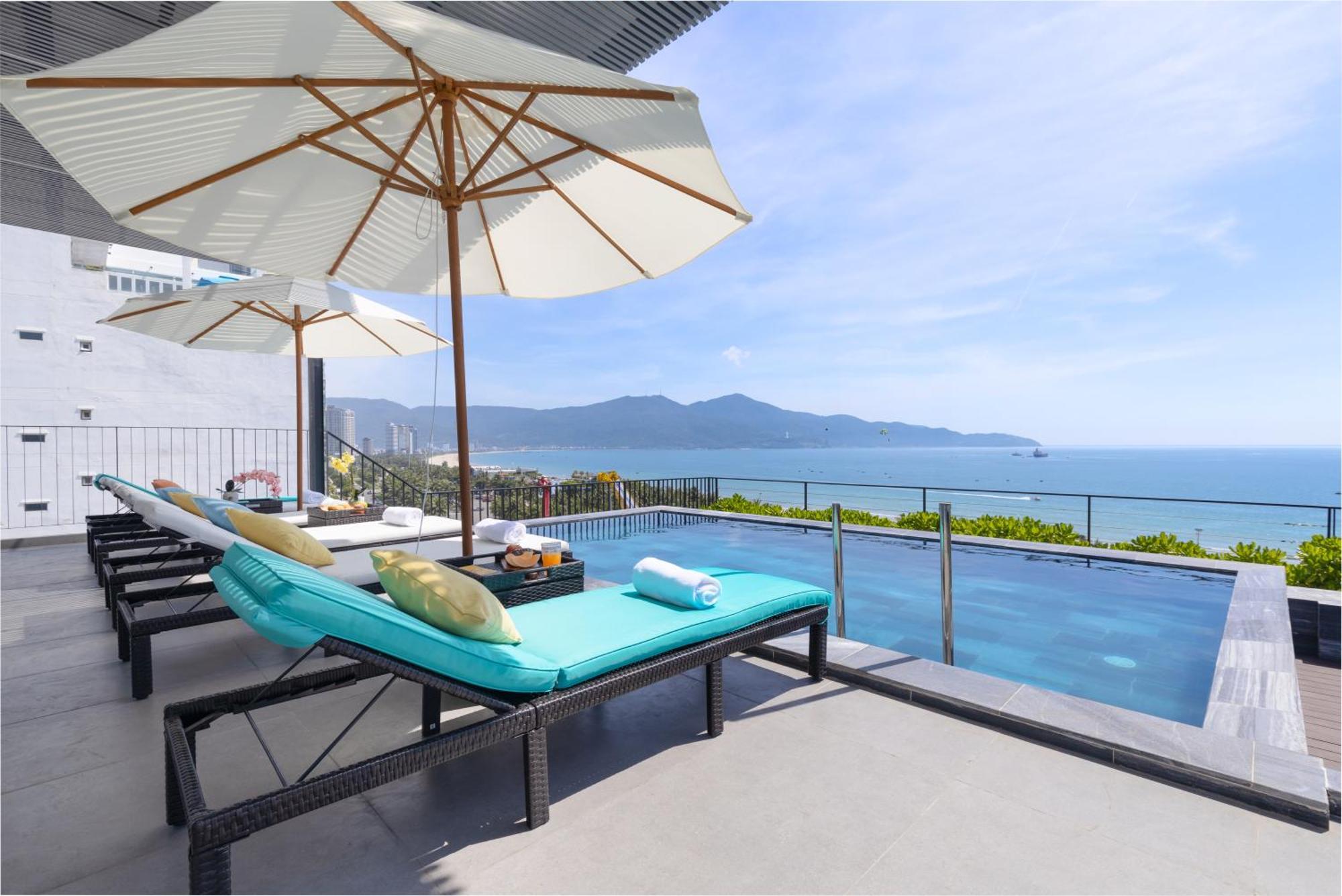 Jbay Beachfront Boutique Hotel Дананг Экстерьер фото