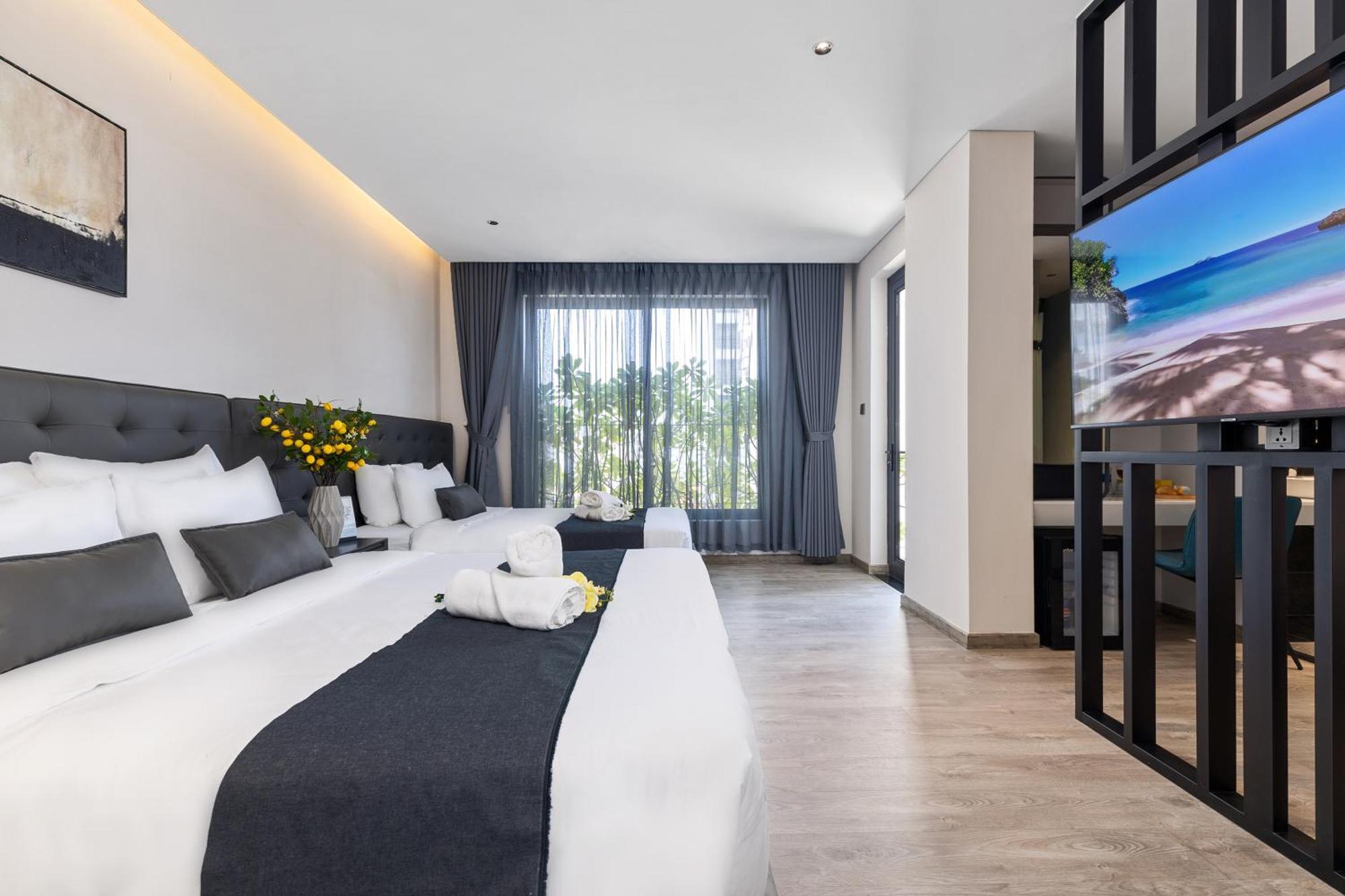 Jbay Beachfront Boutique Hotel Дананг Экстерьер фото