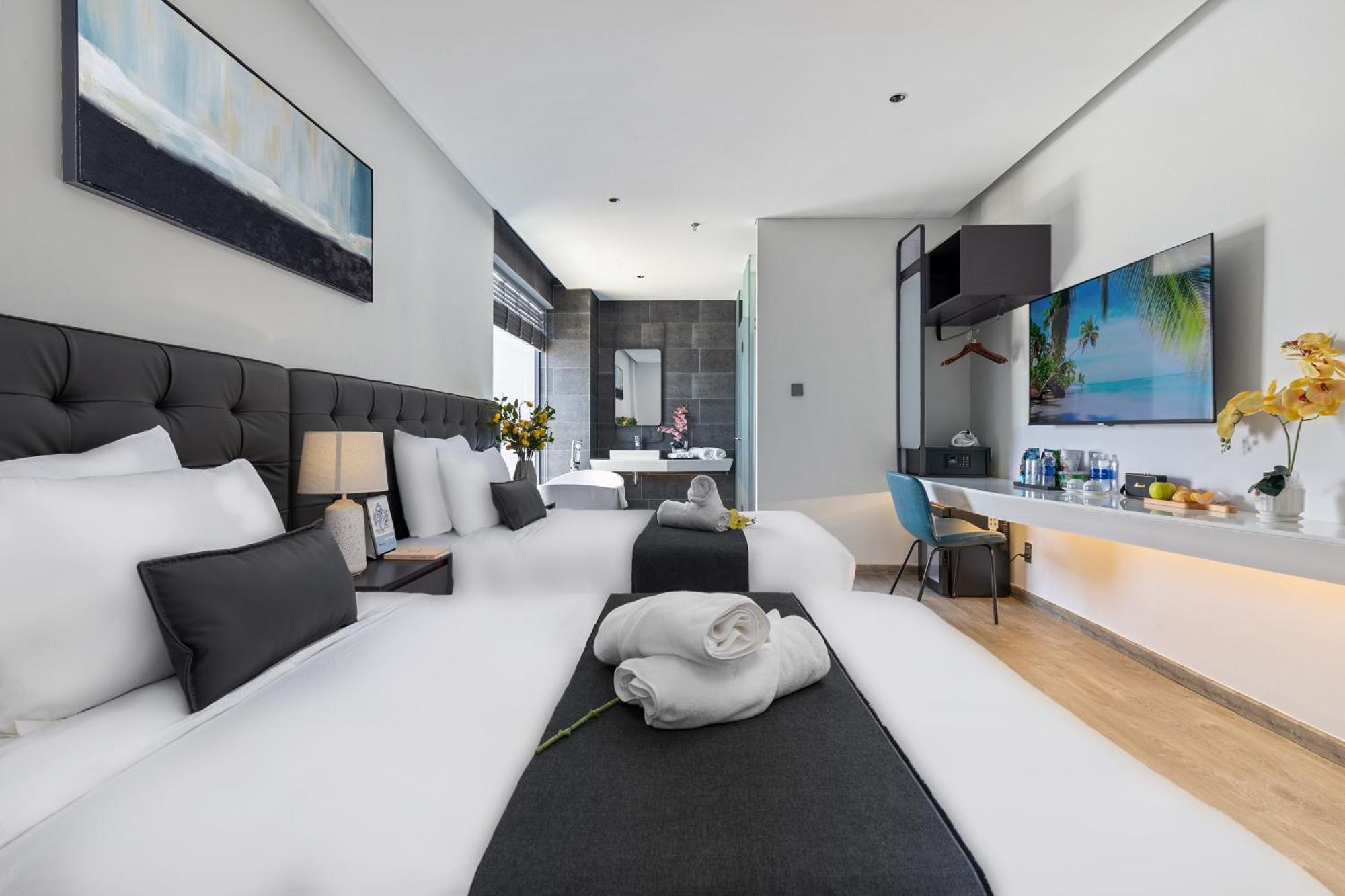 Jbay Beachfront Boutique Hotel Дананг Экстерьер фото