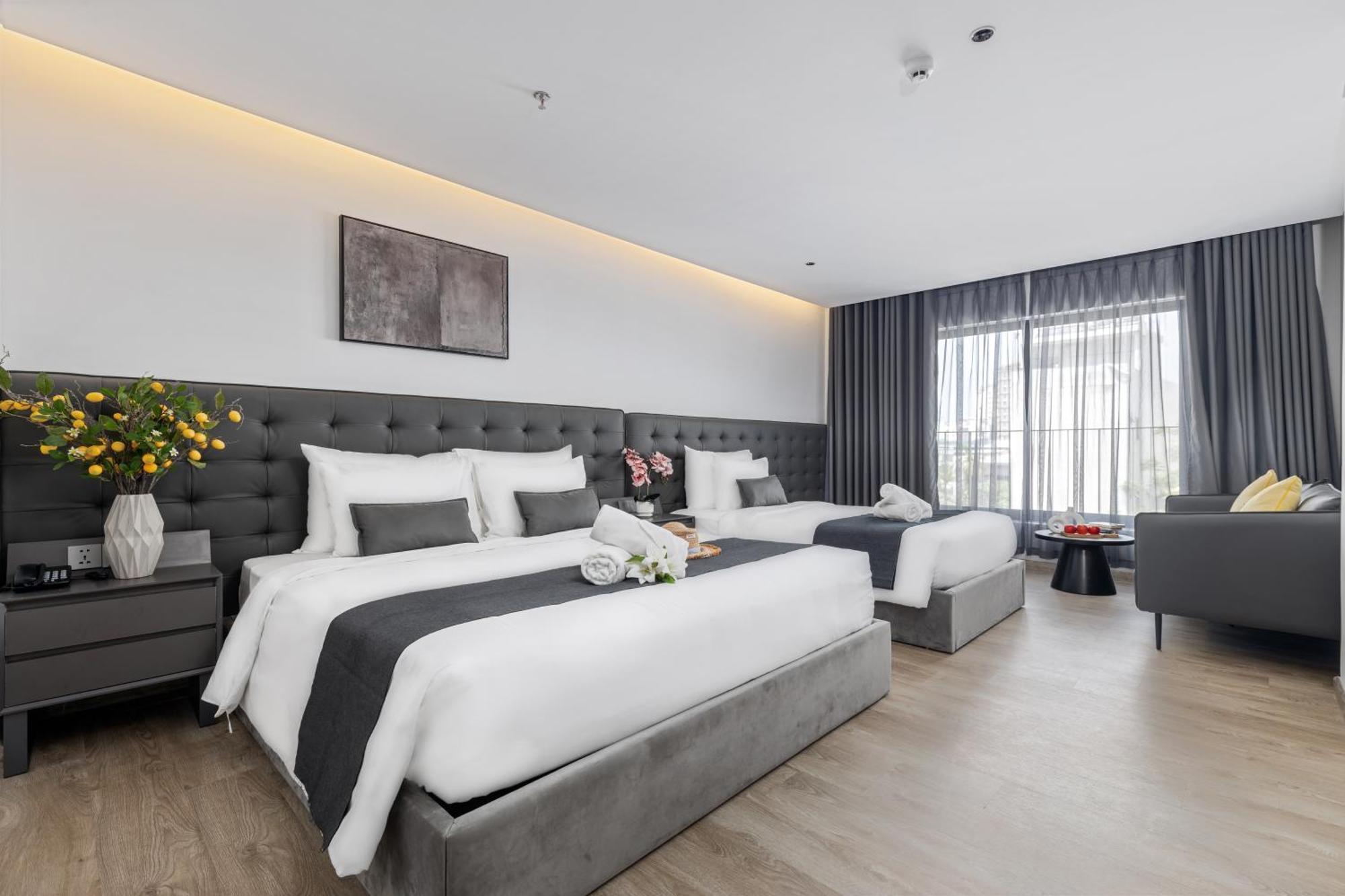 Jbay Beachfront Boutique Hotel Дананг Экстерьер фото